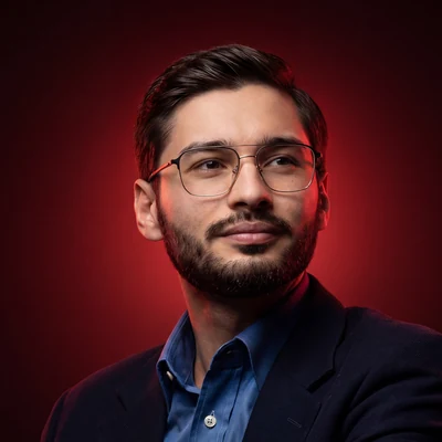 Комолхон Собиров